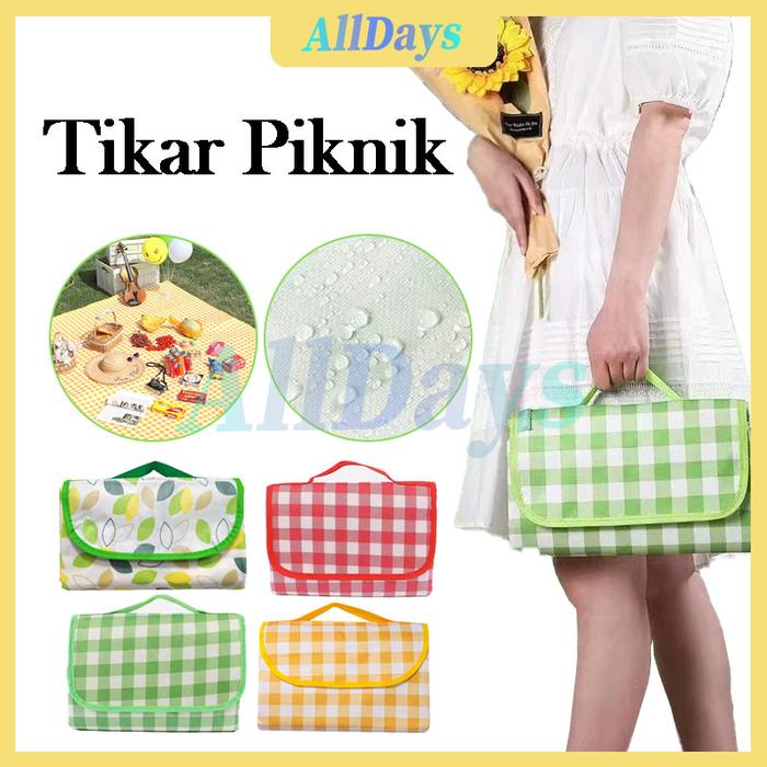 Tikar Piknik/ Alas Bersantai Outdoor /Tikar Lipat Piknik Waterproof/ Karpet Piknik Portabel