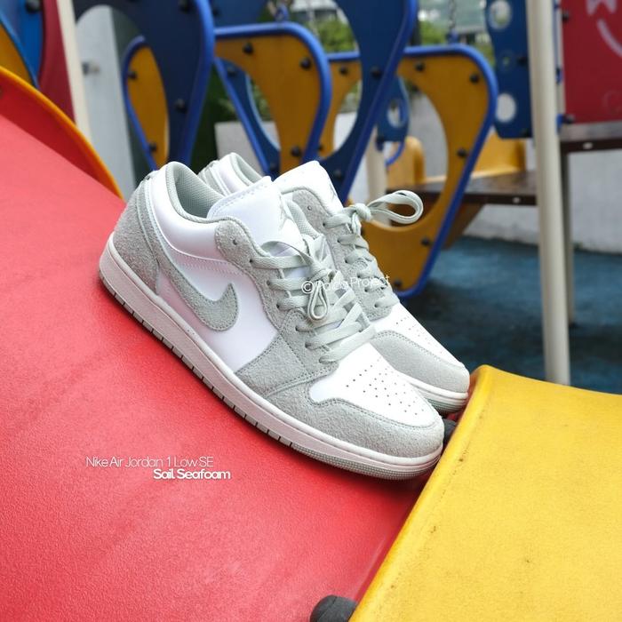 Sneakers Shoes Nike Air Jordan 1 Low SE Sail Seafoam (FN5214 131) - 100% Original