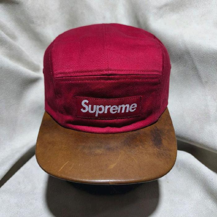 Topi 5 flannel supreme expedition leather visor camp  cap red bekas