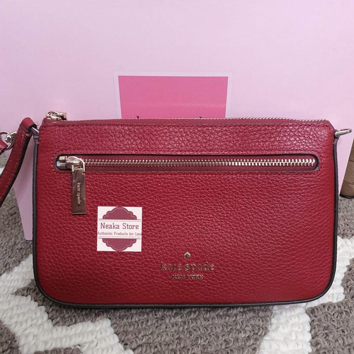 Wristlet Wanita KS Leila pebbled leather convertible red currant K6088