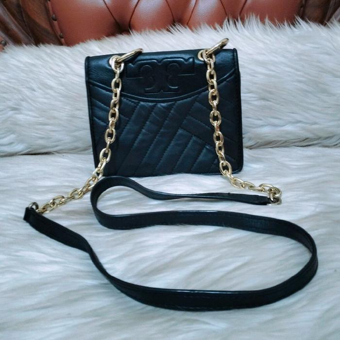 TOR¥ BUR¢H Alexa Mini Black Leatherr Sling Bag