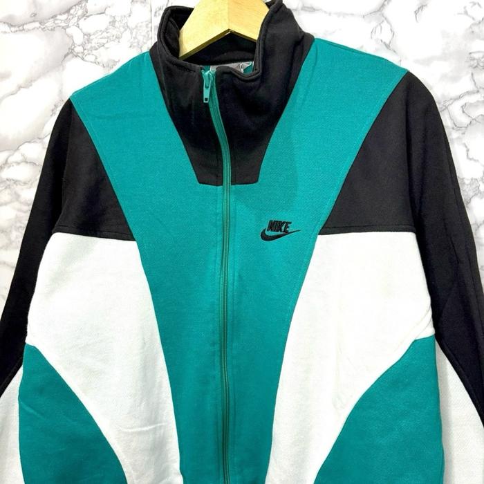 Tracktop nike vintage big swoosh nike center