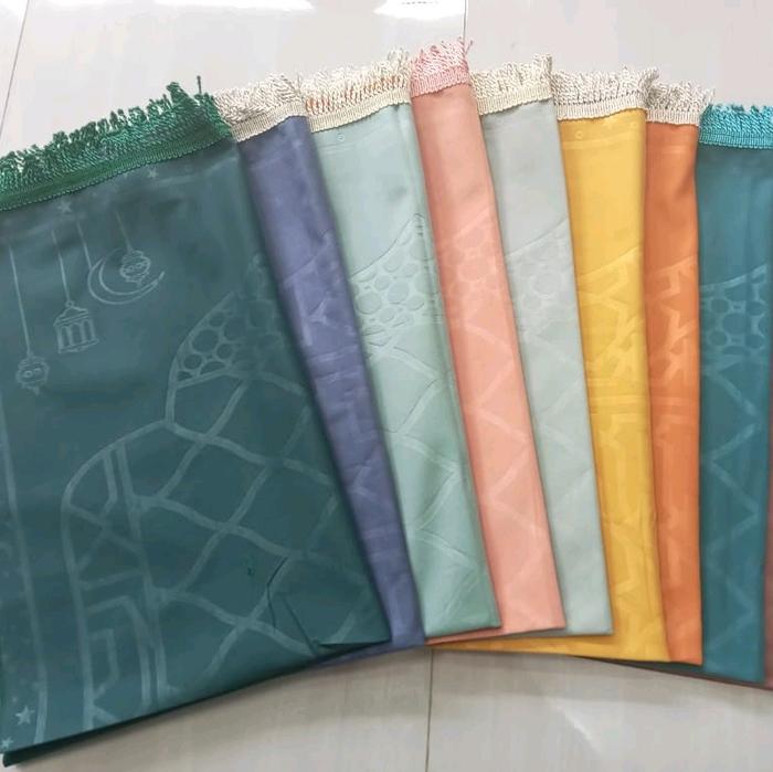 SAJADAH Suede Halus High Quality warma soft 70×110cm/sajadah arbain