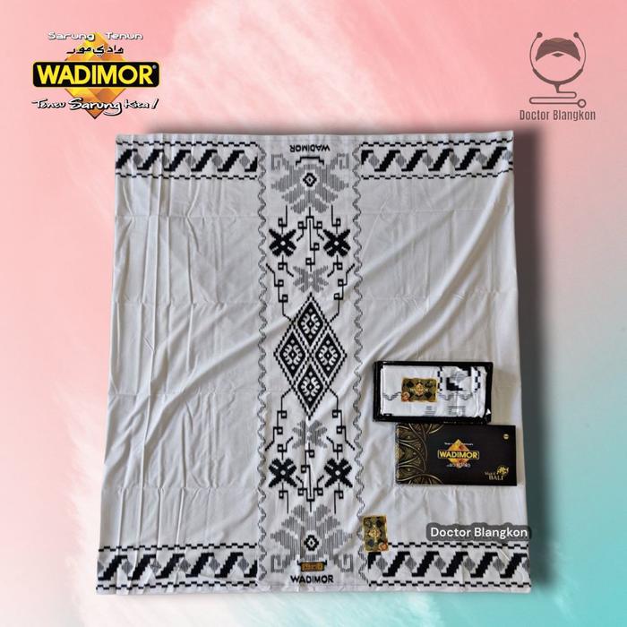 Sarung Wadimor Ori Terbaru 2024 Motif Baliku Batik Tradisonal Khas Indonesia Kaya Akan Motif Perpadu
