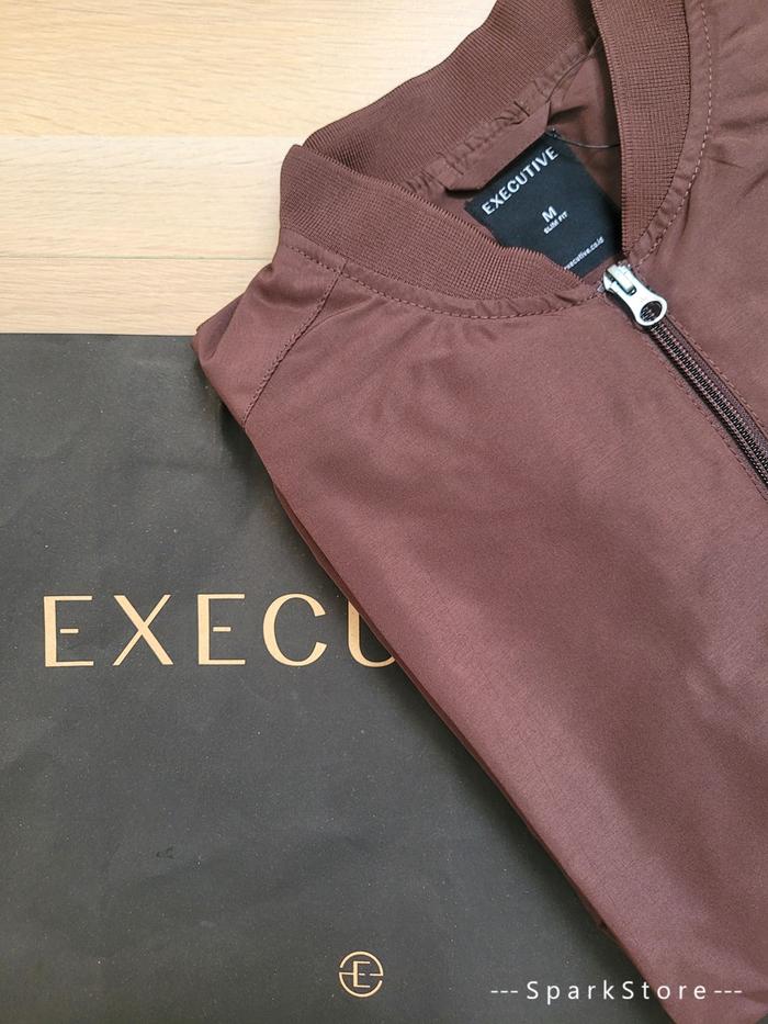 [NEW][BARU] The Executive Jaket Bomber Jacket Slim Fit Zipper Coklat