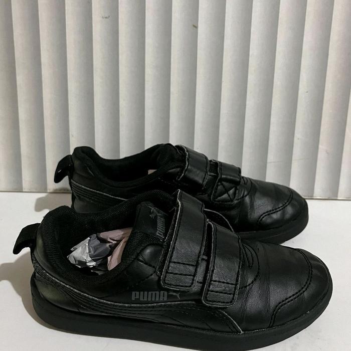 Sepatu Anak Second Original Puma Full Black Size 30/18cm