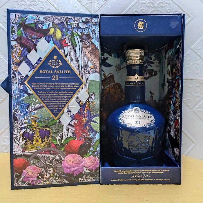 BOTOL KOSONG BEKAS ROYAL SALUTE 21 ,700ml + dus