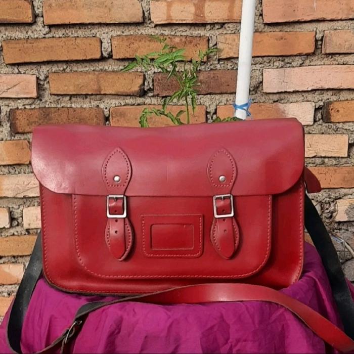 The Leather Satchel Co /slingbag /tas selempang