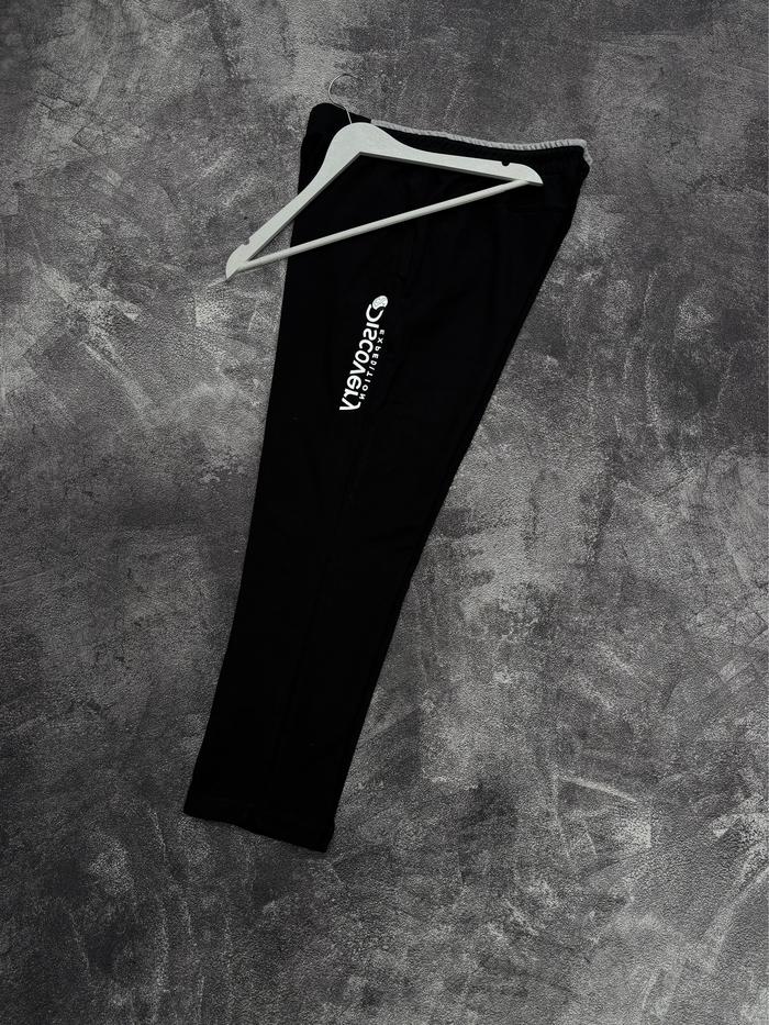 Trainingpants Discovery Expedition Big Logo Black on Grey Style