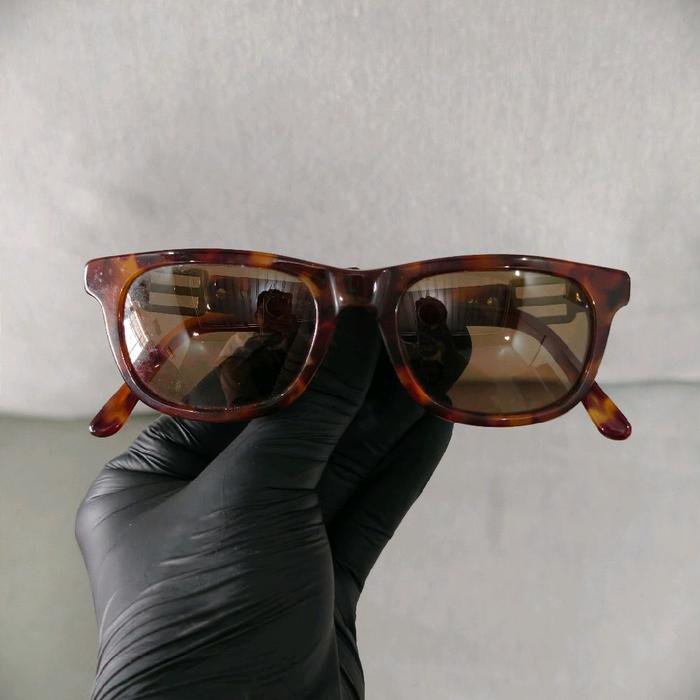 Barunya 8jt) Kacamata Sunglasses Fendissime by Fendi Italy Original