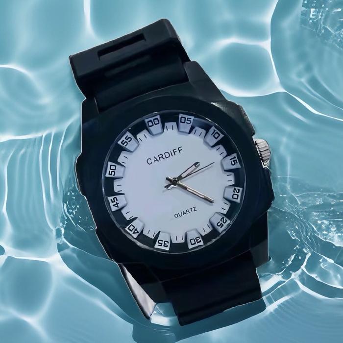 Jam Tangan Pria Analog Anti Air Model Cardiff