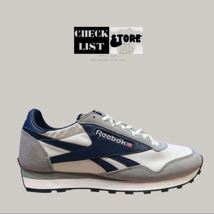 SEPATU REEBOK AZTEC II SNEAKERS ORIGINAL 100% (MENS) C00231046 WHITE/NAVY