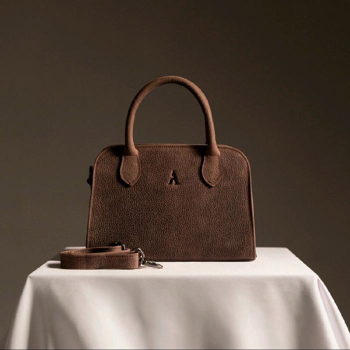 Tas Selempang Bahu Jinjing Wanita Premium Kulit Sapi Asli 100% Original Branded Terbaru Slingbag Ele