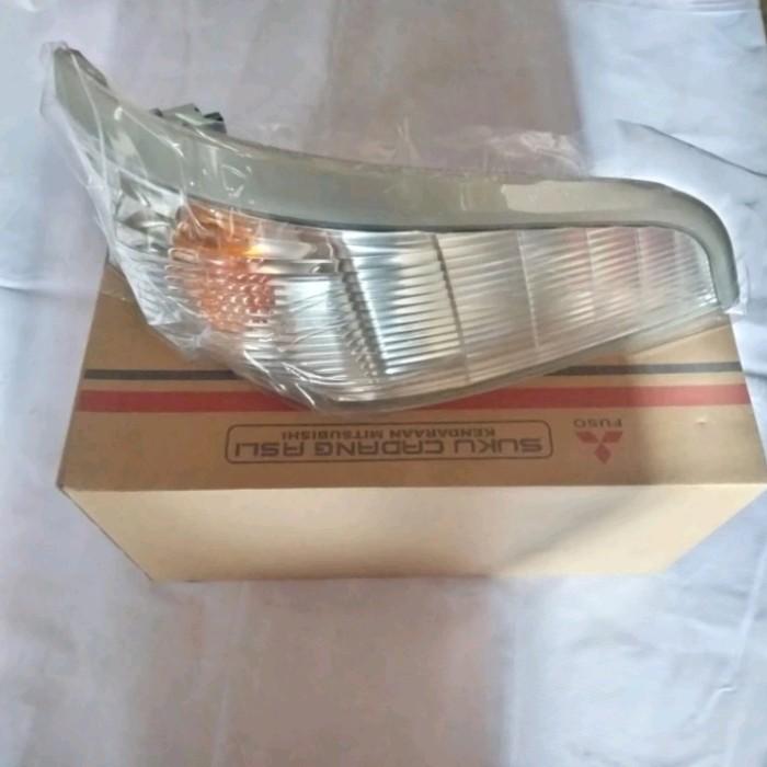 Lampu Sen Depan / Lampu Sein Atas Samping Kanan (RH) PS Canter Asli
