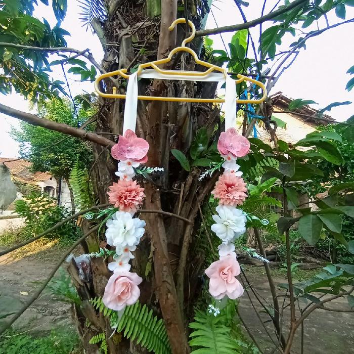 Selempang bunga wisuda bunga artificial/selempang buket/buket uang