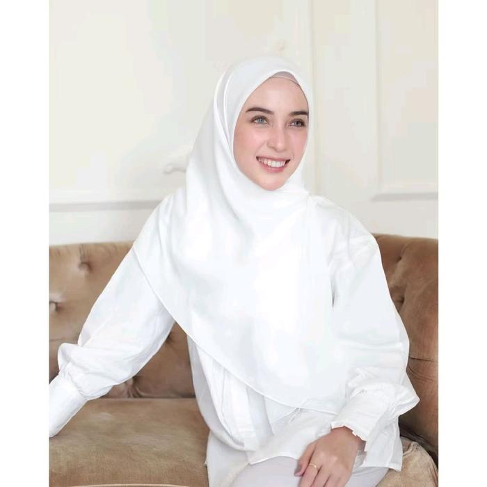 LABELLA HIJAB PUTIH SEGI EMPAT VOAL PREMIUM ASN/PNS