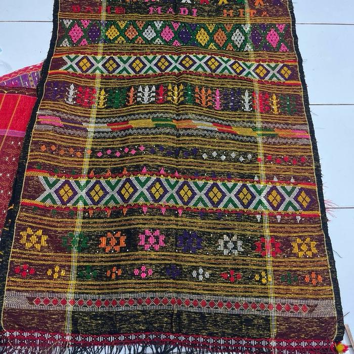 Ulos sadum hitam klasik ulos Sadum etnik