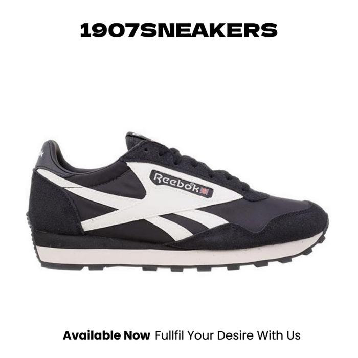 Sepatu Sneakers Pria Reebok  Aztec Ii Classic - Black REEC00231047
