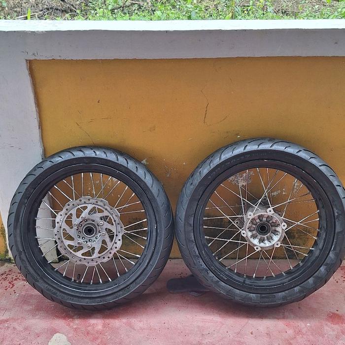Velg sumo yamaha wr155 R.