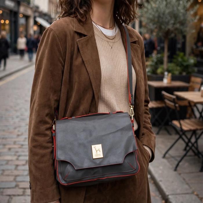 TAS SLING WANITA KULIT BLACK MARTINE SITBON SECOND BRANDED ABU ABU / TAS SELEMPANG WANITA KULIT SECO