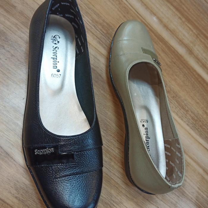 Scorpion Sepatu Flat Wanita 6057