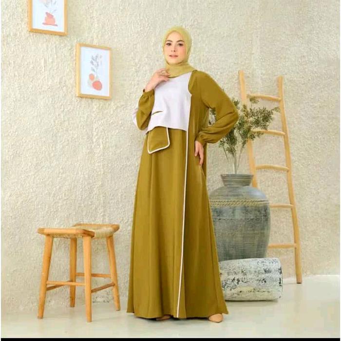 L Three by Lubna Gamis Saku Depan