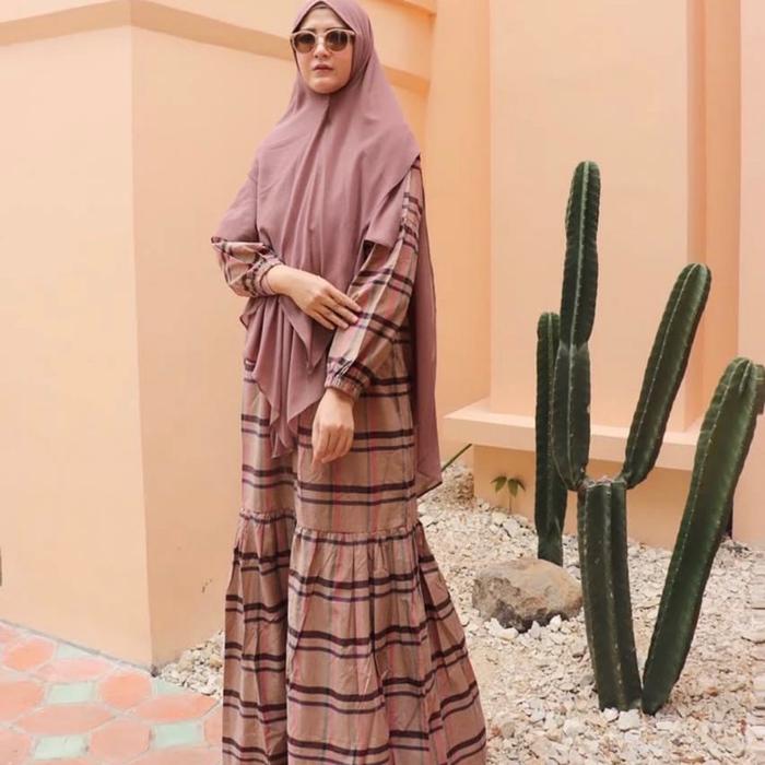 IZZI HIJAB- Dress Casual Korean Kotak Kotak Bahan Katun (Overall)