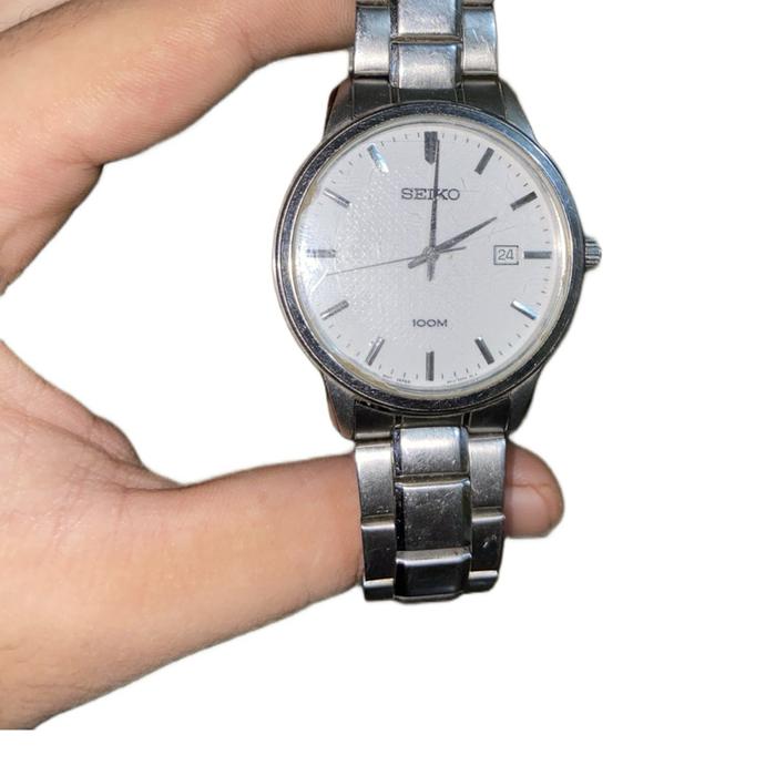 Seiko 6N42-00G0 Jam Tangan Analog Pria Stainless Steel Watches Hiasan -Second -Preloved