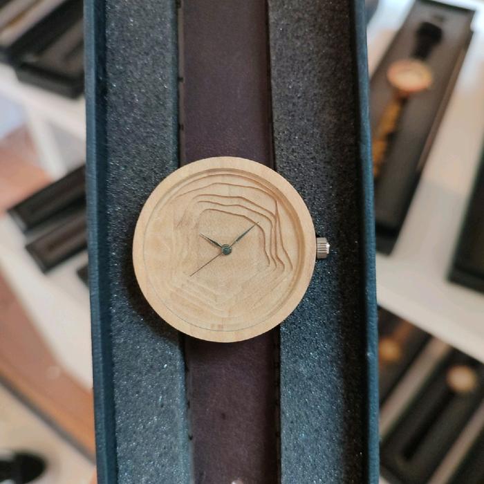Loosewood Jam Tangan Kayu Pattern Skate