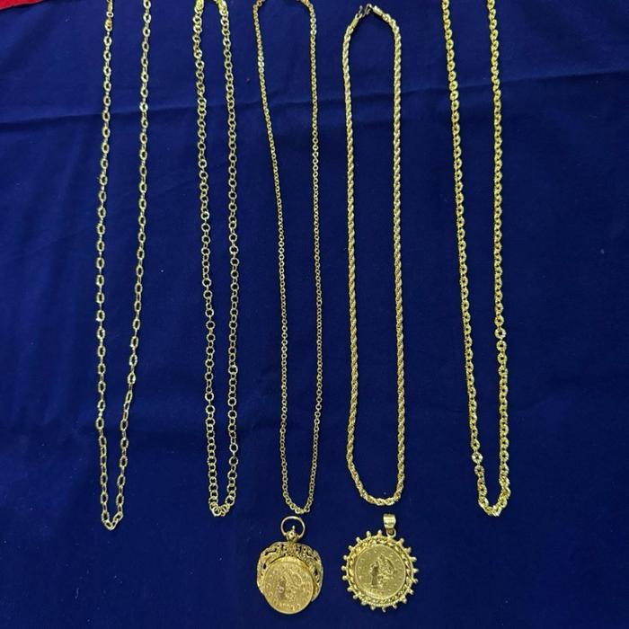 LIONTIN RUPIAH TEMPAHAN @