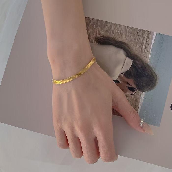 Gelang Titanium Wanita Warna Gold Silver Putih Bold Statement Bisa Untuk Layering Bracelet Rantai Pi