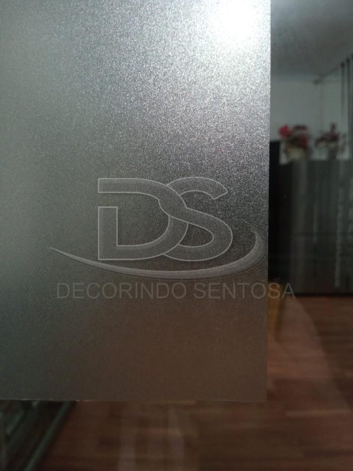 Sticker Kaca /Stiker kaca Sanblast Sunblast Sandblast Polos Buram Es - 015(Lebar122cm)
