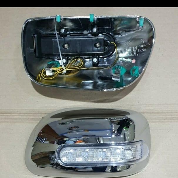 Cover Spion Lampu Avanza VVTI Tipe G 2008-2011 A1