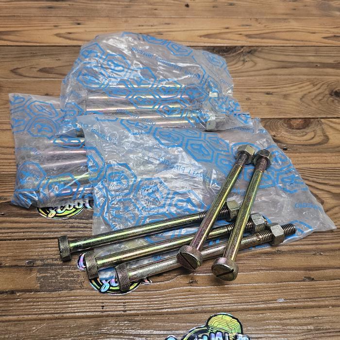 baut jok depan vespa super sprint PX baut spiral jok vespa