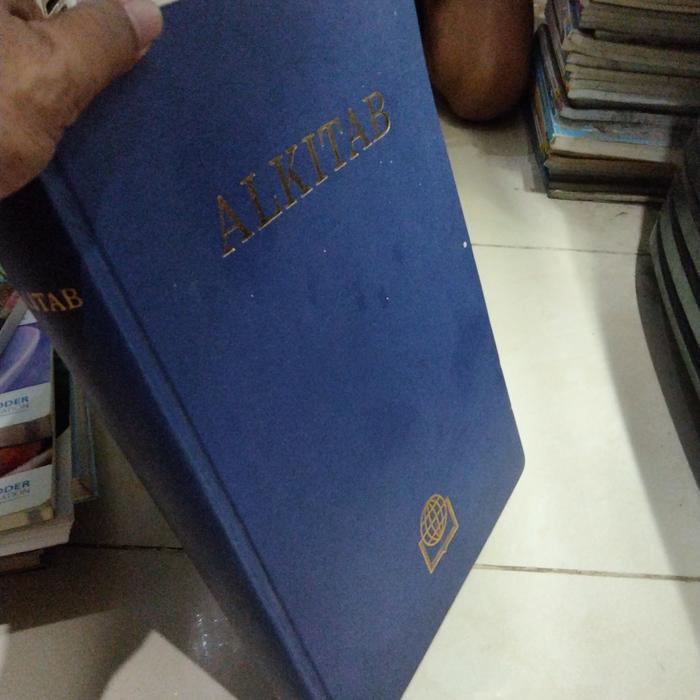 Alkitab Ukuran Besar Lembaga Alkitab Indonesia 1982 Terlaris