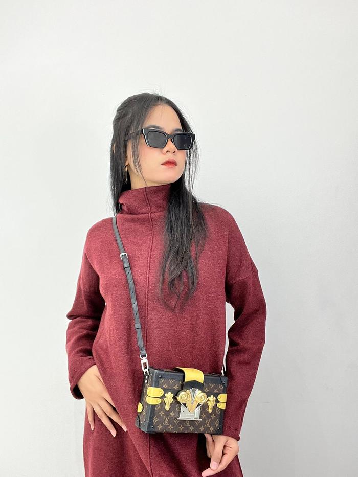 Tas Wanita High Quality Parisian Petite Malle dengan Desain Elegan dan Tali Adjustable untuk Gaya An