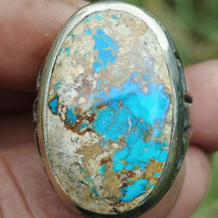 Batu Natural Pirus Persia Biru Cerah Jumbo Padas Putih Ceplok Tunggal Berurat Emas Dim-28