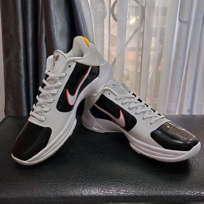 Sepatu Basket Original Nike Zoom Kobe 5 Protro Bruce Lee Alternate White Sneakers Authentic