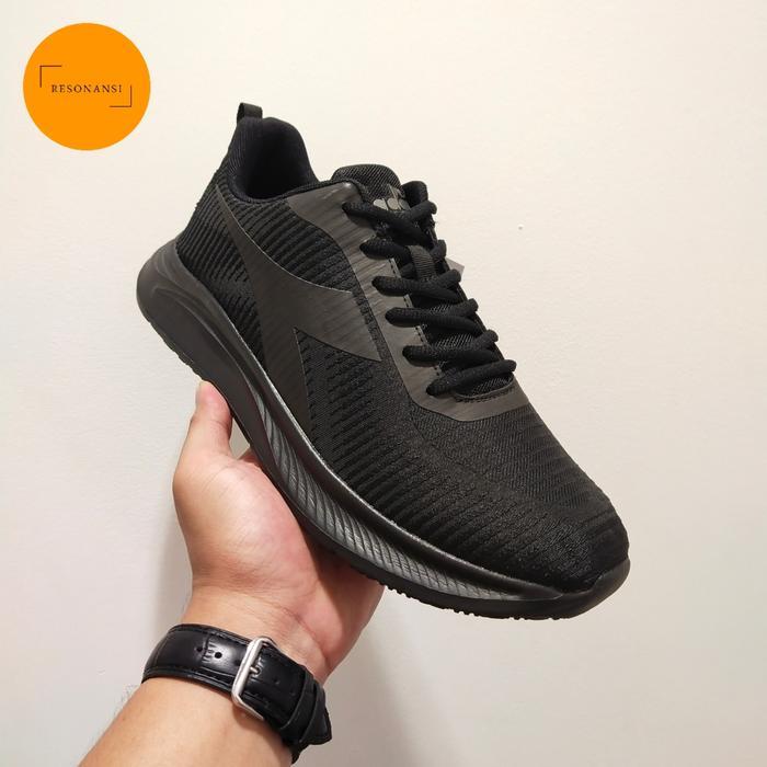 SEPATU PRIA TERBARU DIADORA SNEAKERS KEENAN HITAM EMPUK KEREN *