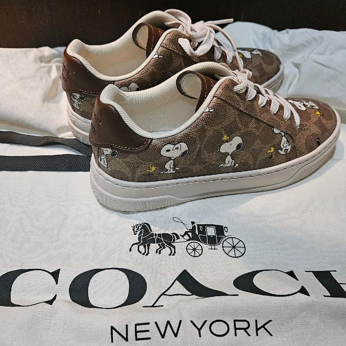 COACHxPEANUTS 75th High Line Sneakers, Sepatu Sneakers Snoopy Peanuts SignatureCanvas size 36,5 inso