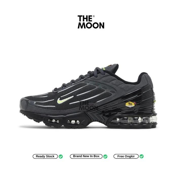 Sepatu Air Max Unisex - Nike Air Max Plus 3 Black Volt
