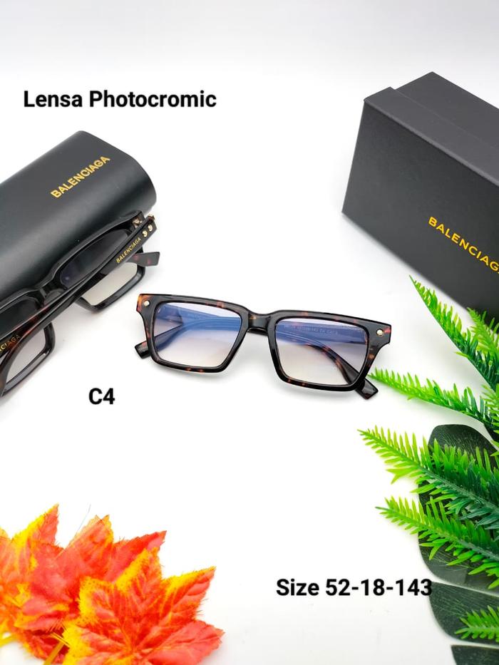 Kacamata Polarized Photochromic C4 - Lensa Anti Silau Grey Hitam untuk Siang Malam - Size 52-18-143 