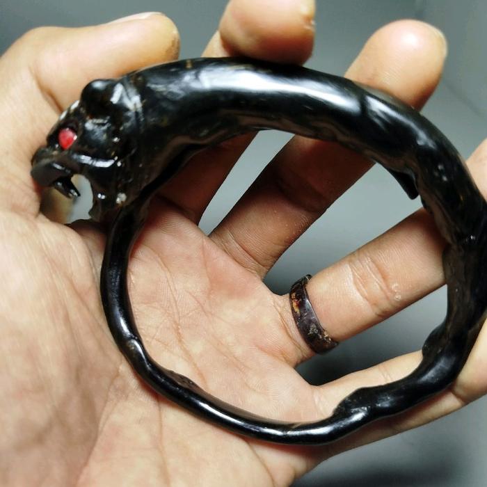 gelang akar bahar ukir macan