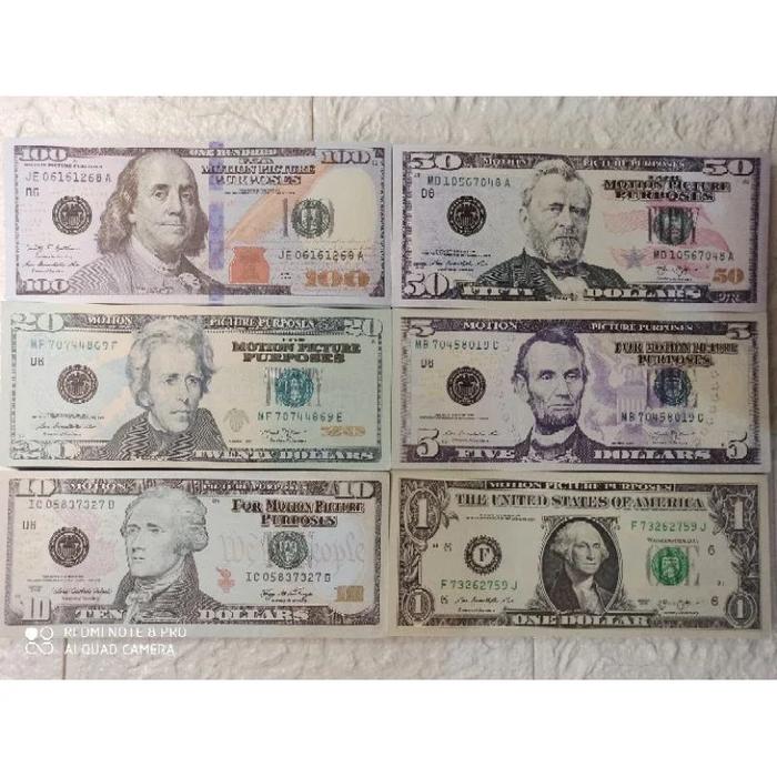 Mainan Uang Dolar Mirip Asli