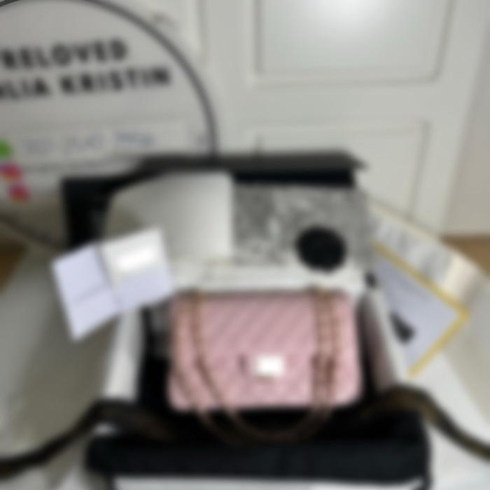 preloved 2023 Chanel Classic Madium Lambskin light pink Lambskin GHW Double Flap Bag authentic
