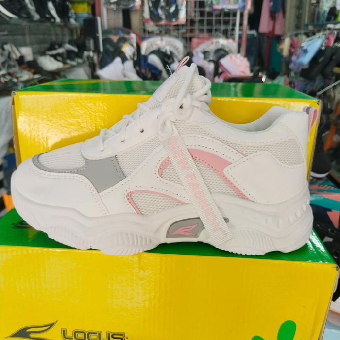 Sepatu  Sneakers Locus 37-40