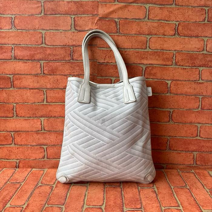 TAS TANGAN WANITA DAKS KULIT SECOND BRANDED PUTIH / TAS TENTENG KECIL WANITA DAKS SECOND