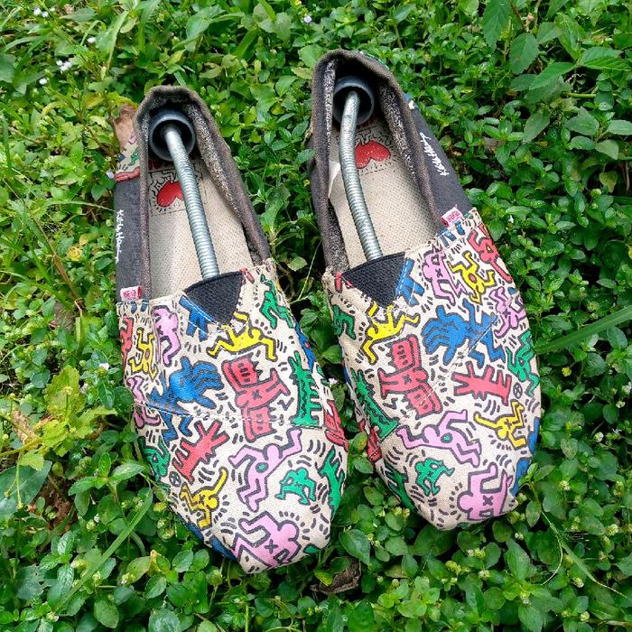 Sepatu Slip On Wakai x Keith Haring