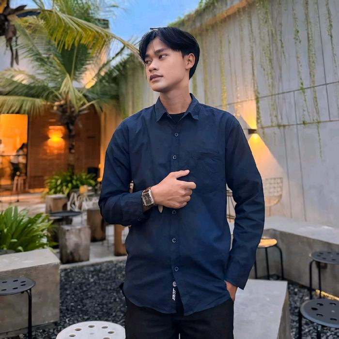 Kemeja Polos Pria Lengan Panjang Katun Cigaret Premium Baju Hem Slimfit Nyaman Di Pake Terbaru Jumbo