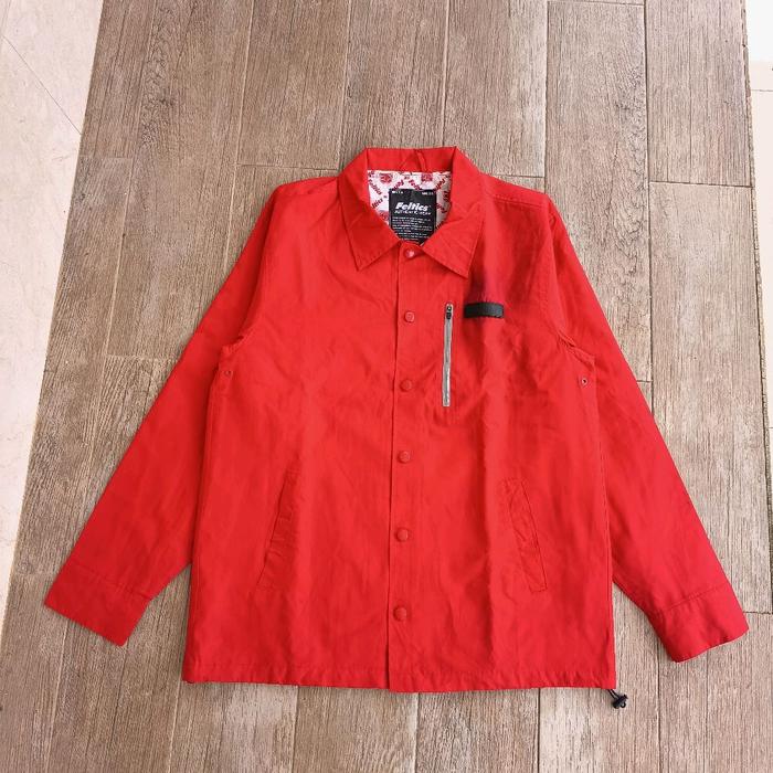 Coach Jaket Feltics Merah | M